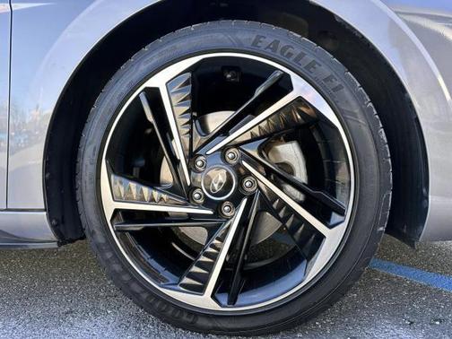 2022 Hyundai ELANTRA N Line