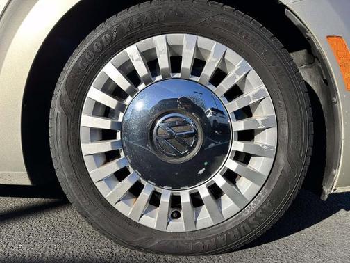 2016 Volkswagen Beetle 1.8T S