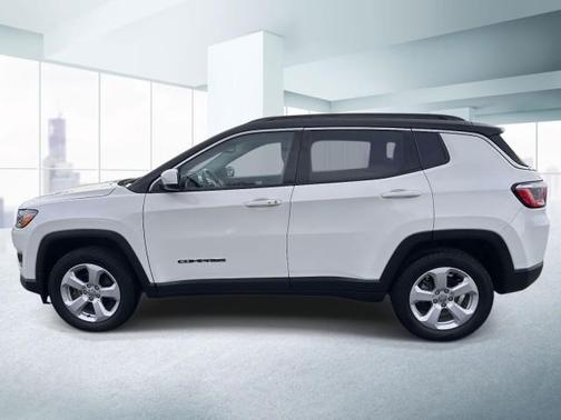 White Clearcoat 2019 Jeep Compass Latitude