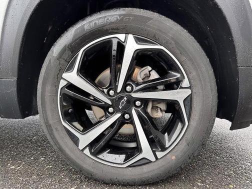 Summit White 2023 Chevrolet Trailblazer RS