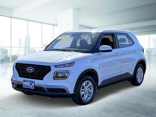 2024 Hyundai VENUE SE