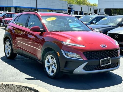 2022 Hyundai KONA SEL