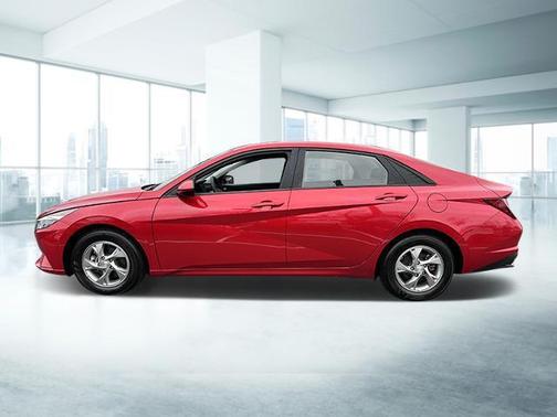2022 Hyundai ELANTRA SE