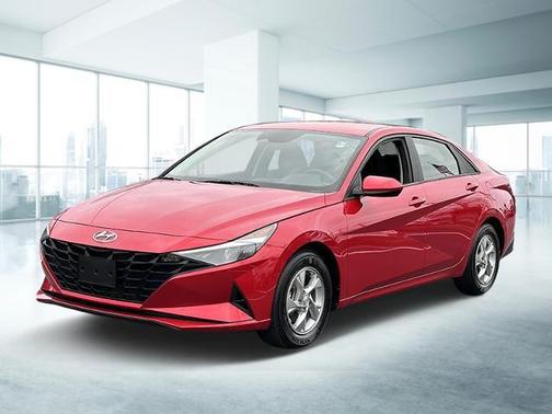 2022 Hyundai ELANTRA SE