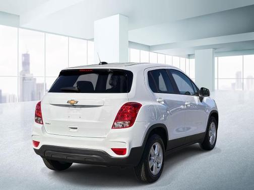 Summit White 2020 Chevrolet Trax LS