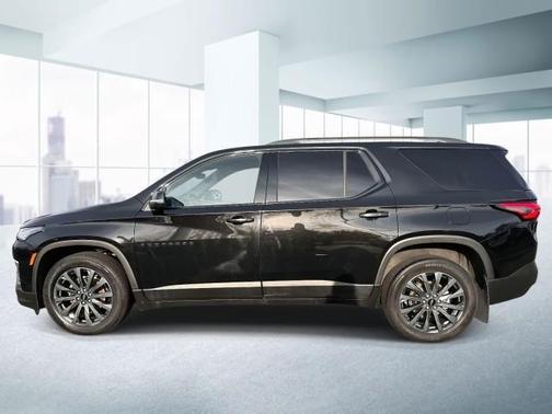 Mosaic Black Metallic 2023 Chevrolet Traverse RS