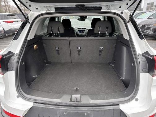 Summit White 2023 Chevrolet Trailblazer LT