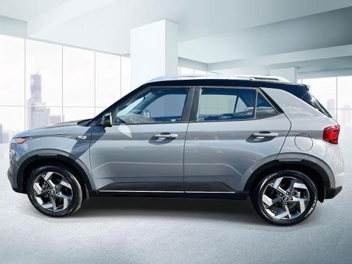 2022 Hyundai VENUE Limited