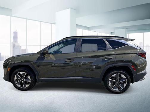 Green 2025 Hyundai TUCSON SEL