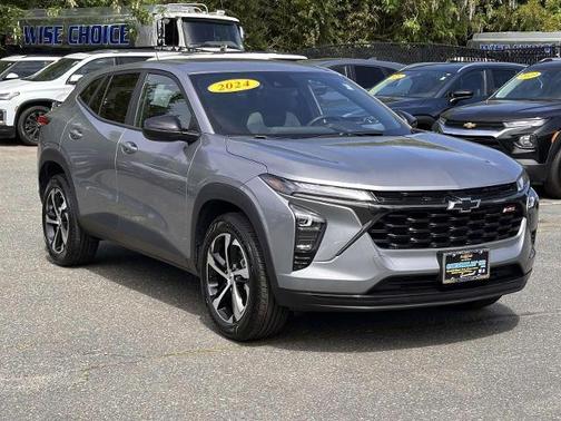 Sterling Gray Metallic 2024 Chevrolet Trax 1RS