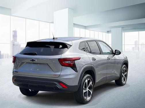 Sterling Gray Metallic 2024 Chevrolet Trax 1RS