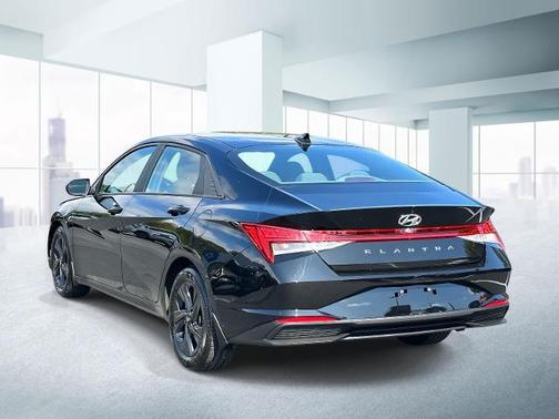 2023 Hyundai ELANTRA HEV Blue