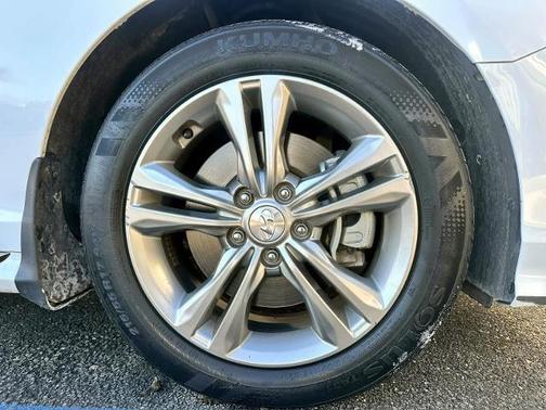 2019 Hyundai SONATA Sport