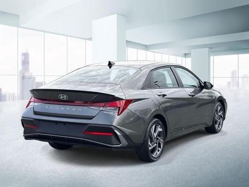 Amazon Gray 2025 Hyundai ELANTRA SEL Sport