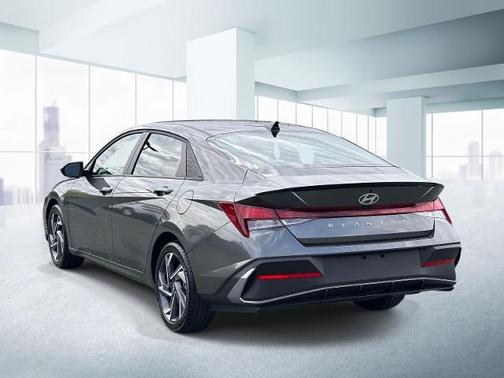 Amazon Gray 2025 Hyundai ELANTRA SEL Sport