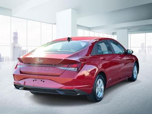 2023 Hyundai ELANTRA SE
