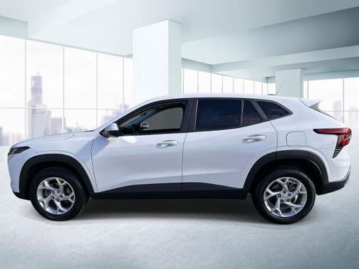Summit White 2024 Chevrolet Trax LS