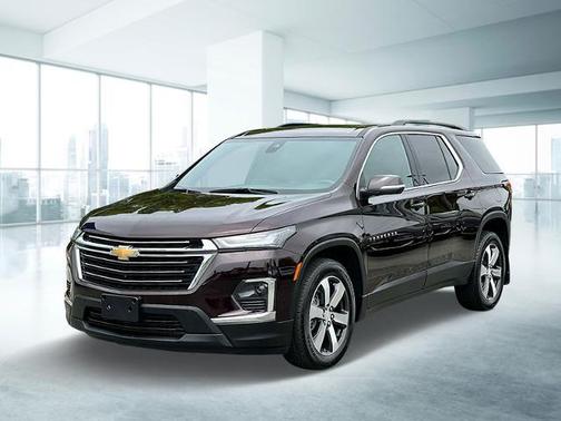 2022 Chevrolet Traverse LT Leather