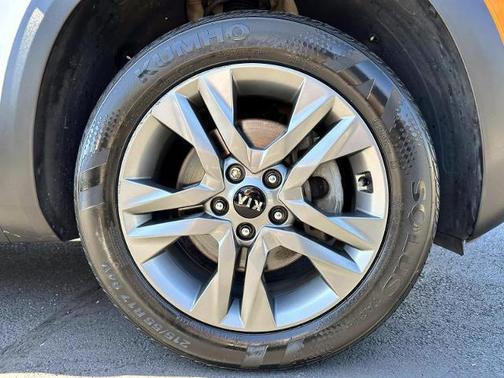 2021 Kia Seltos S