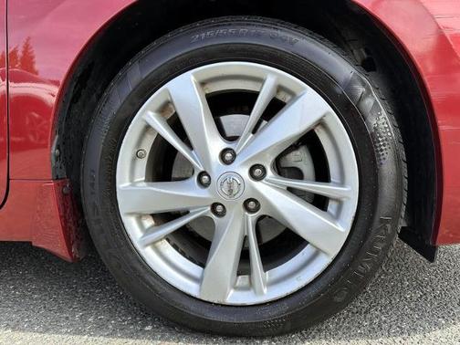 Cayenne Red 2015 Nissan Altima 2.5 SV