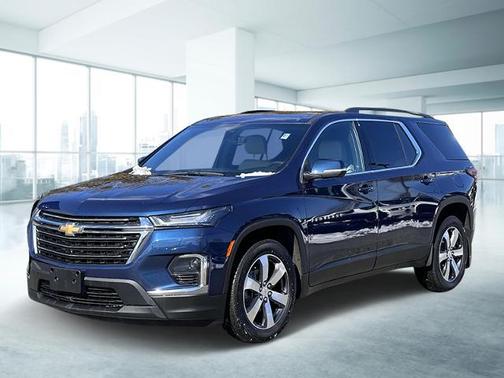 2022 Chevrolet Traverse LT Leather