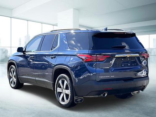 2022 Chevrolet Traverse LT Leather