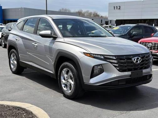 2024 Hyundai TUCSON SE