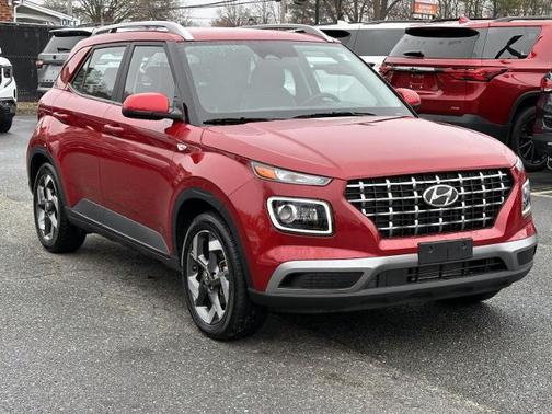 2023 Hyundai VENUE Limited
