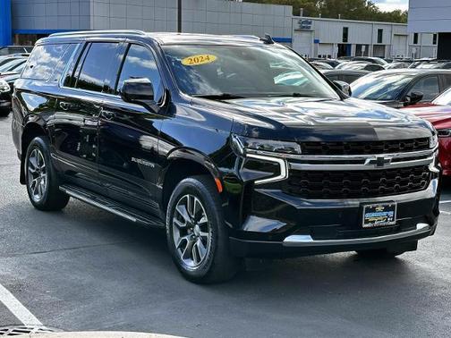 2024 Chevrolet Suburban LS