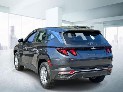 2023 Hyundai TUCSON SE