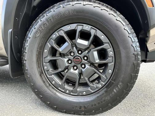 2022 Nissan Frontier PRO-4X