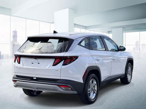 Serenity White Pearl 2025 Hyundai TUCSON SE