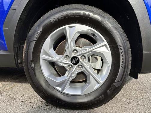 2024 Hyundai TUCSON SE