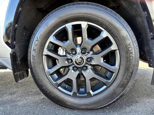 2024 Toyota Sequoia SR5