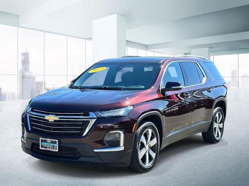 2023 Chevrolet Traverse LT Leather