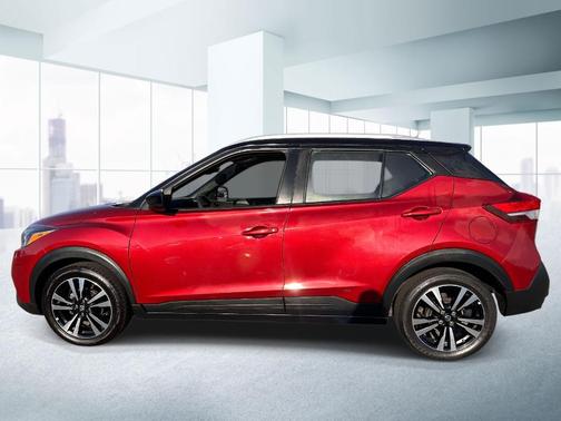 Cayenne Red / Super Black 2019 Nissan Kicks SV