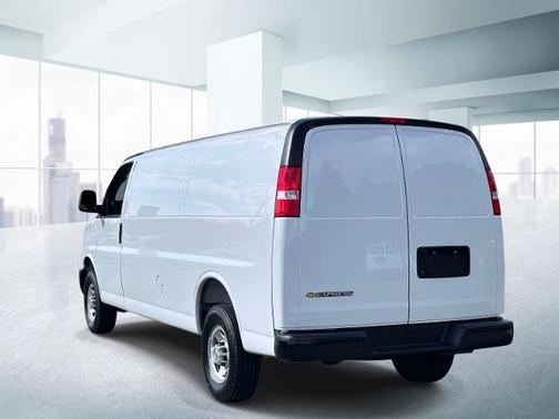 Summit White 2025 Chevrolet Express 2500 Work Van