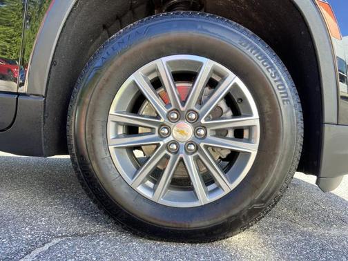 2022 Chevrolet Traverse LT Cloth