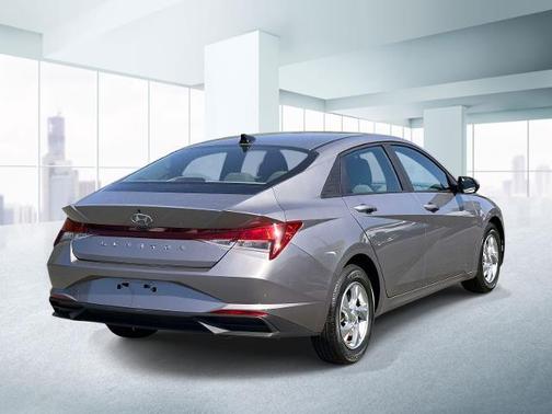 Metal 2023 Hyundai ELANTRA SE