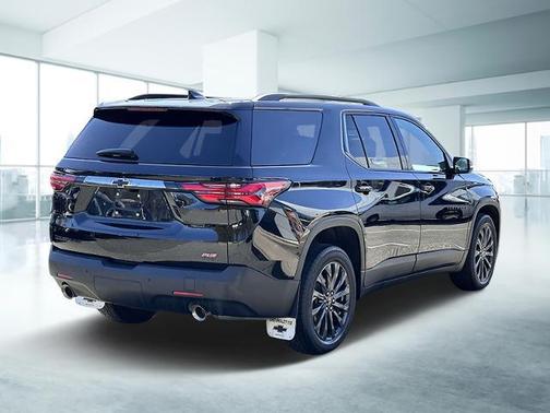 2022 Chevrolet Traverse RS