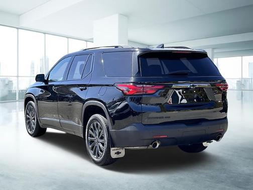 2022 Chevrolet Traverse RS