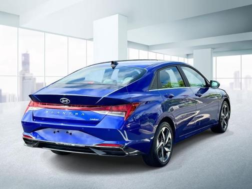 2023 Hyundai ELANTRA Limited