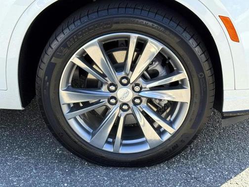 2022 Cadillac XT6 Premium Luxury AWD