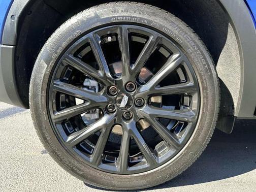 2022 Cadillac XT4 Sport