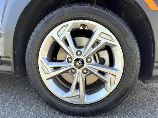 Gray 2023 Hyundai KONA SEL