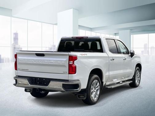 Iridescent Pearl Tricoat 2025 Chevrolet Silverado 1500 LTZ