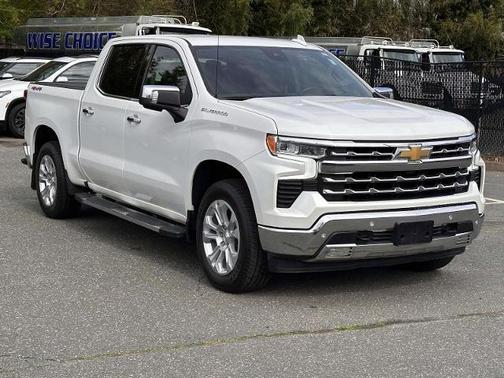 Iridescent Pearl Tricoat 2025 Chevrolet Silverado 1500 LTZ