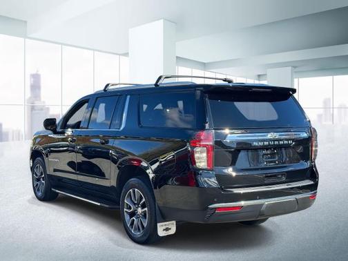 2023 Chevrolet Suburban LS