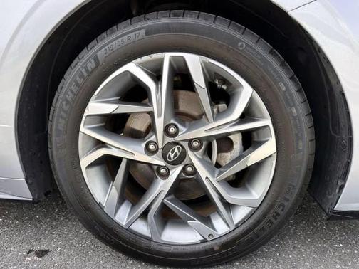 Silver 2023 Hyundai SONATA SEL