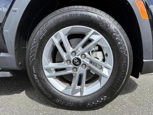 Phantom Black 2025 Hyundai TUCSON SE